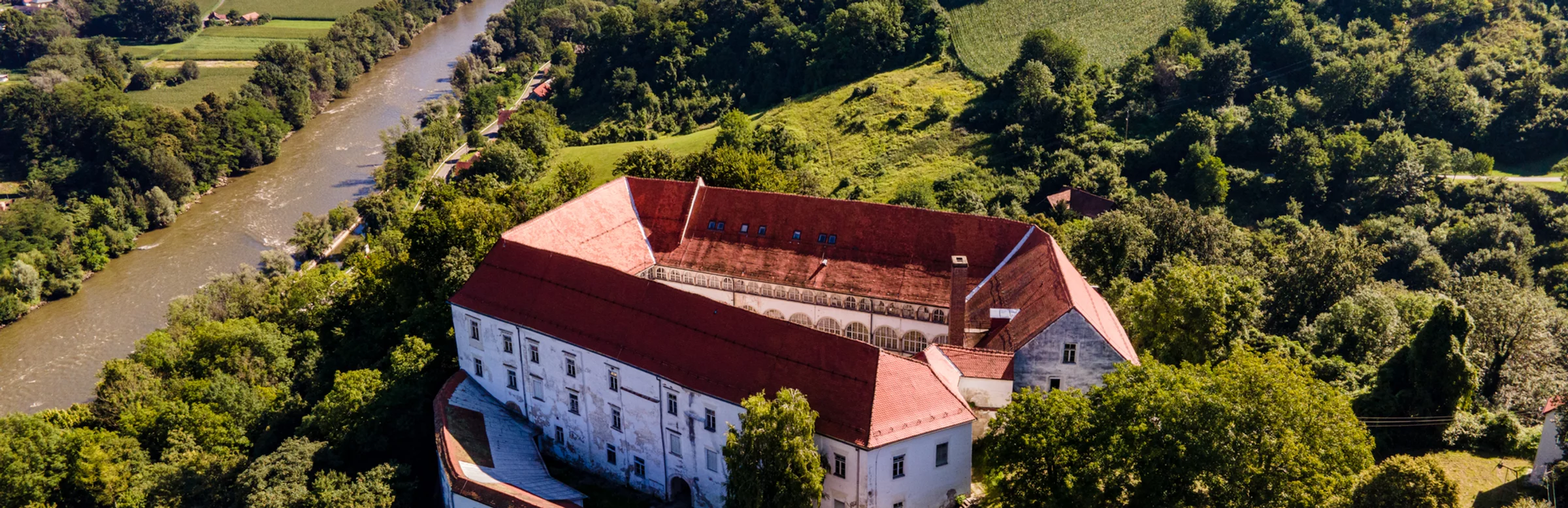 Panoramska slika grada